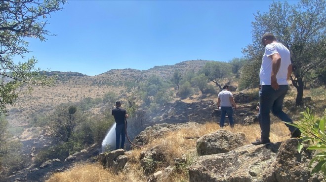 Afyon'da çalılık yangını söndürüldü