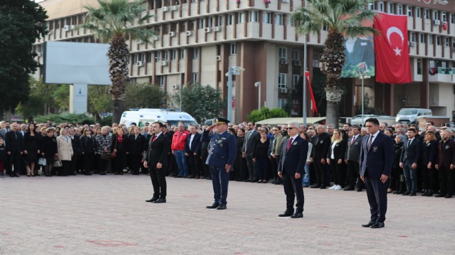 Aliağa'da Atatürk özlemle anıldı