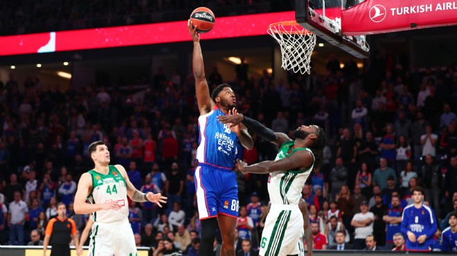 Anadolu Efes, Panathinaikos'u yıktı!