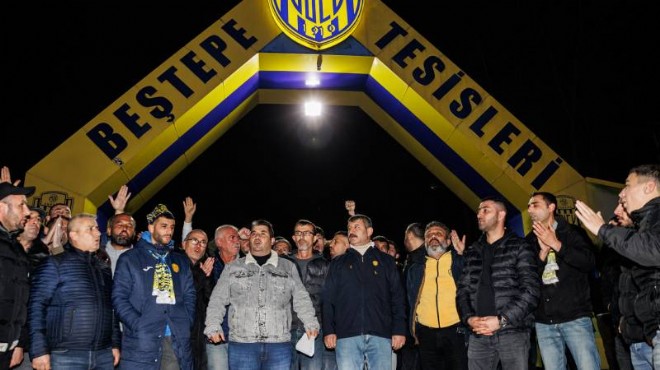 Ankaragücü taraftarından Faruk Koca'ya destek