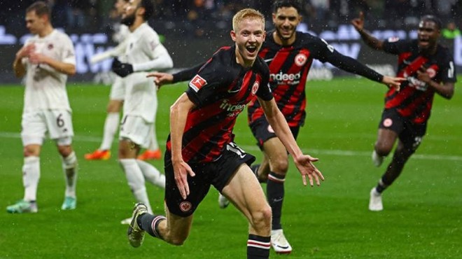 Bayern Münih, Frankfurt'a 5-1 yenildi!