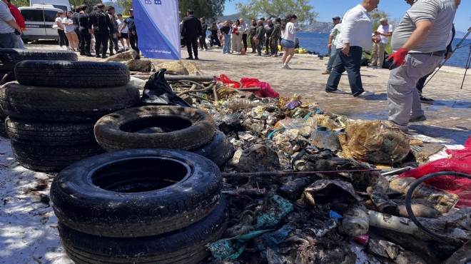 Bodrum'da deniz dibi temizliği... Çıkanlar pes dedirtti!