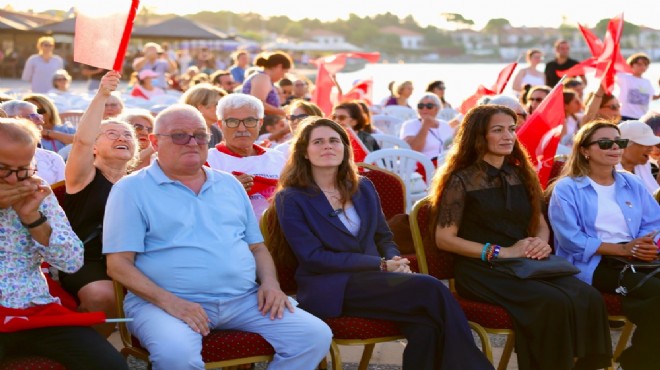 Çeşme'de Atatürk'ün Ilıca'ya gelişinin 98. Yılı kutlandı