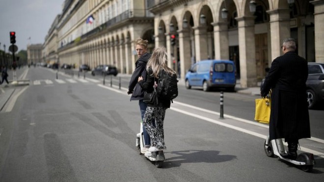 Elektrikli scooter kullanım yaşı 14'e çıkacak