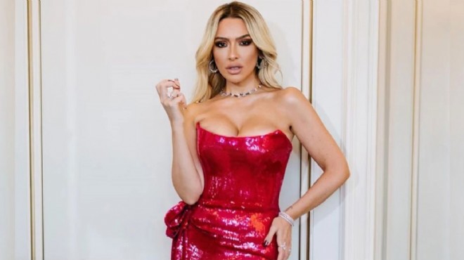 Hadise'nin fotoğrafındaki gizemli erkek kafa karıştırdı!