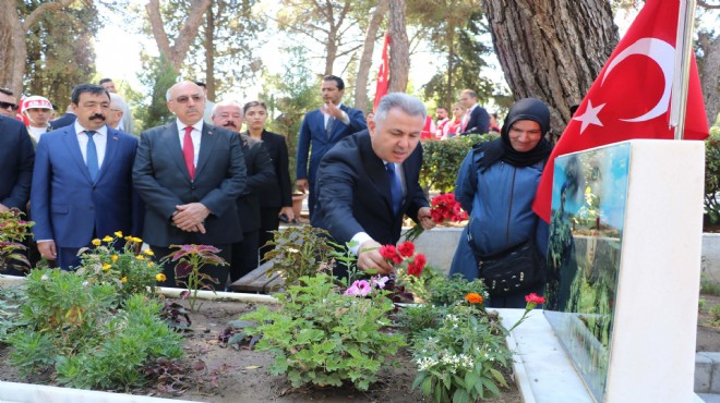 İzmir'de 15 Temmuz şehitleri anıldı!