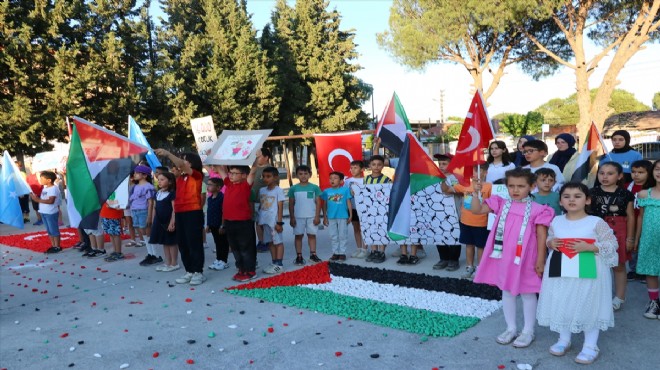 İzmir'de çocuklardan Filistin eylemi!