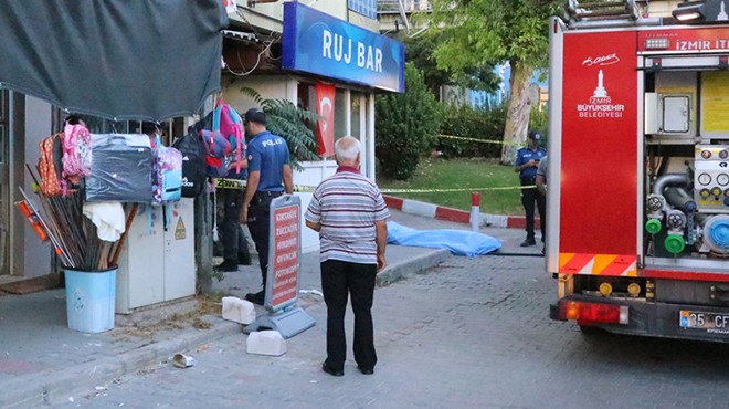 İzmir'de eğlence merkezinde yangın... Alevlerin arasında can verdi!