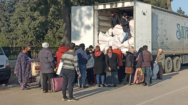 İzmir Valiliği'nden deprem raporu: 4 milyonu aştı!