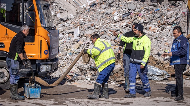 İZSU ekiplerinden Hatay'da seferberlik!