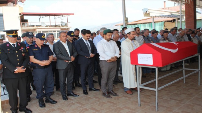 Kalp krizinden hayatını kaybetmişti... Astsubay İzmir'de defnedildi!