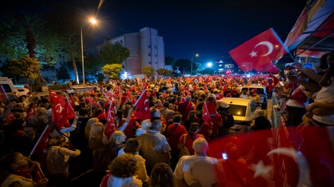 Karşıyaka’da tarihi 100. yıl şöleni!