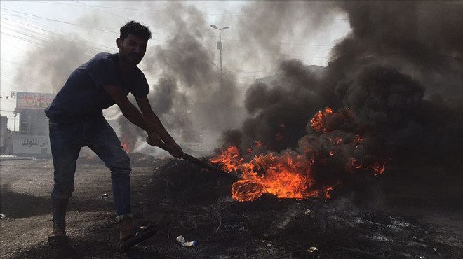 Komşu'da şiddetli protesto: Ölü sayısı 12'ye çıktı