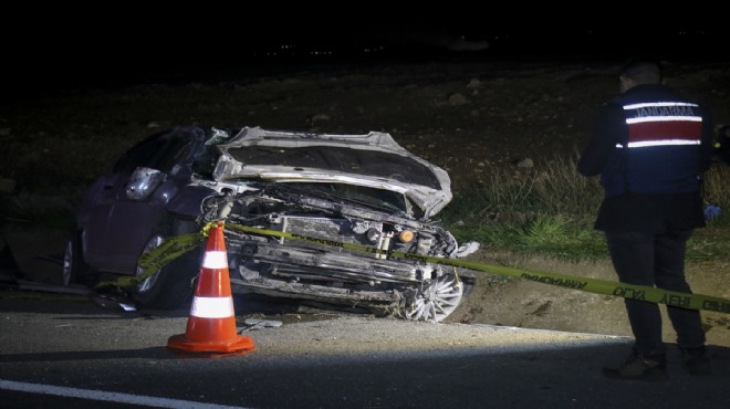 Uşak'ta feci kaza: Otomobil sürücüsü öldü
